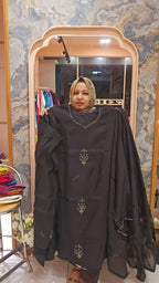 Party wear
