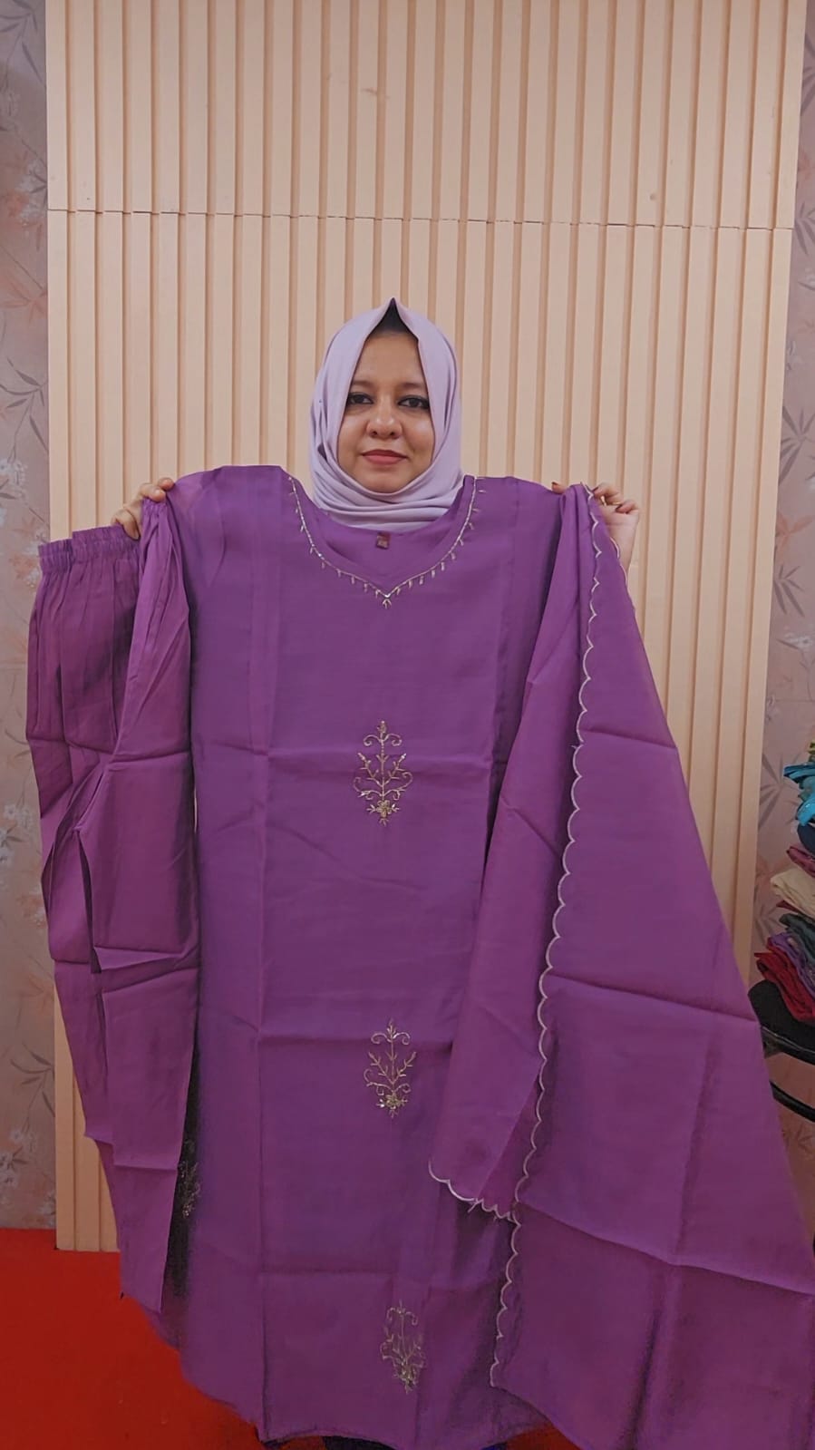 Party wear